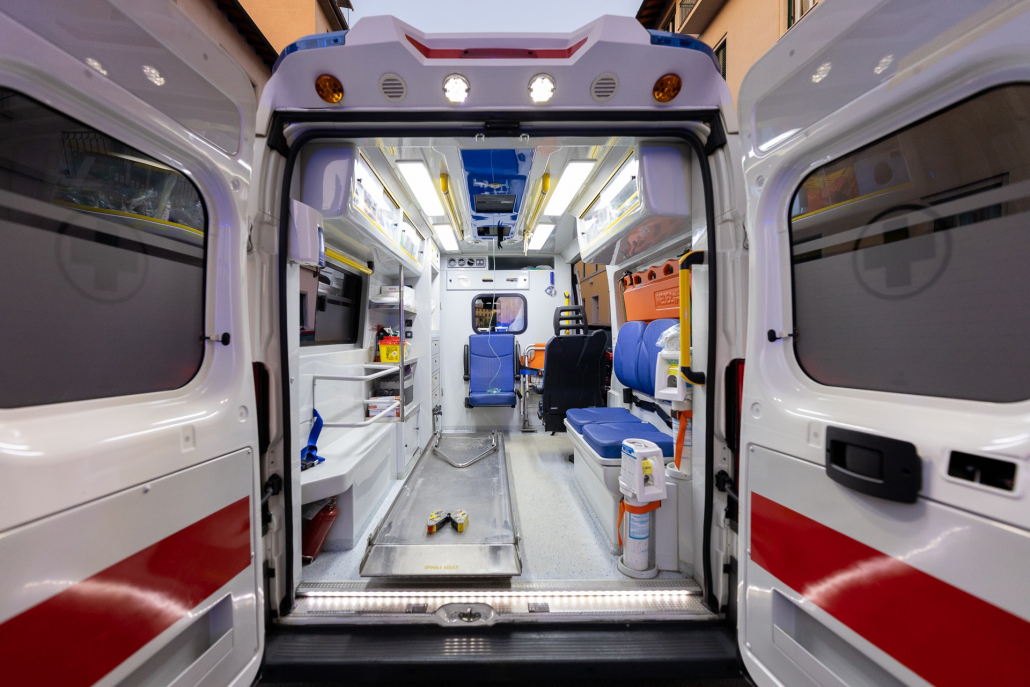 croce_rossa_ambulanza